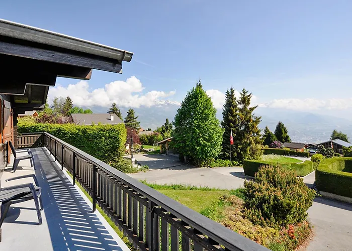 Les Cassis 度假居 *